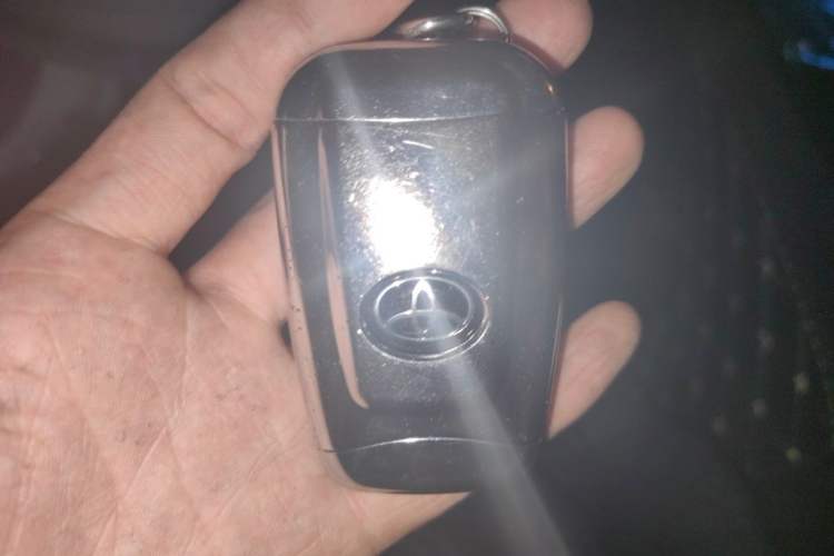 Used Toyota IZOA 2018 2.0L Yichi Version China VI Standard Vehicle Key
