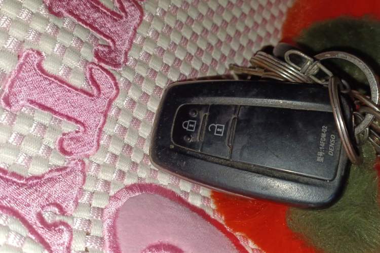Used Toyota IZOA 2018 2.0L Yichi Version China VI Standard Vehicle Key
