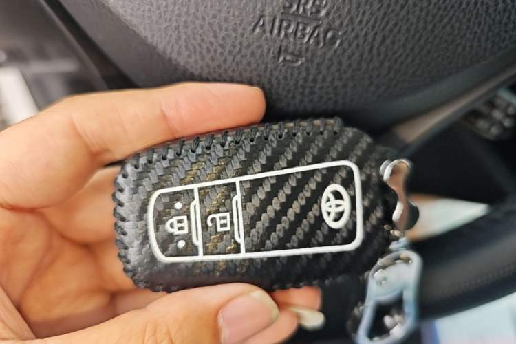 Used Toyota IZOA 2018 2.0L Yichi Edition China V Standard Vehicle Key