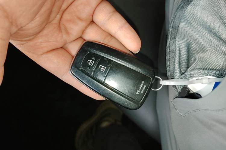 Used Toyota IZOA 2018 2.0L Yichi Version China VI Standard Vehicle Key