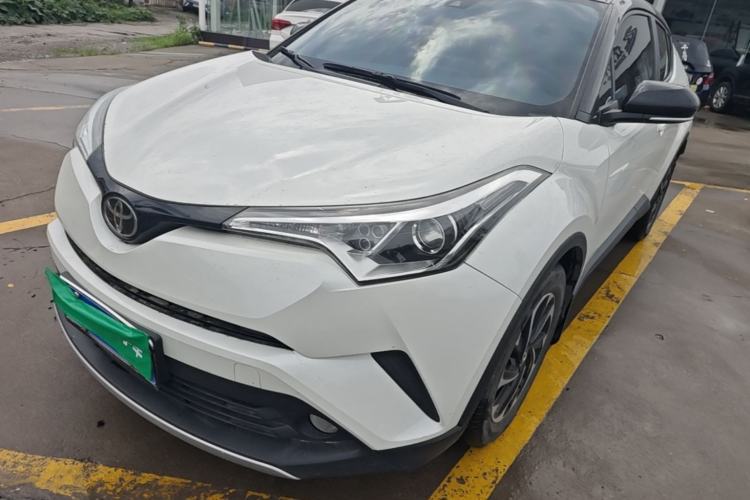 Used Toyota IZOA 2018 2.0L Yichi Edition China V Standard Guazi used car, China used car export, Used car for sale, Used cars, Cheapest cars for sale