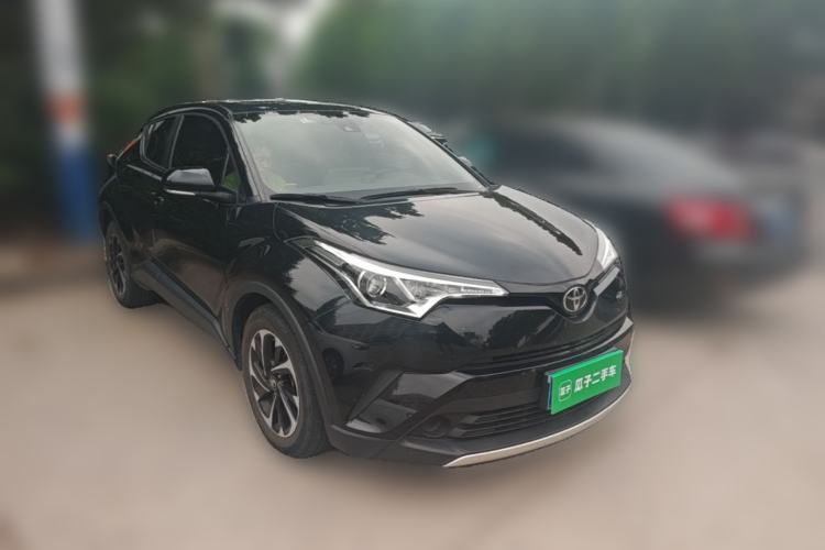Used Toyota IZOA 2020 2.0L Enjoy Edition Front Right 45 Deg