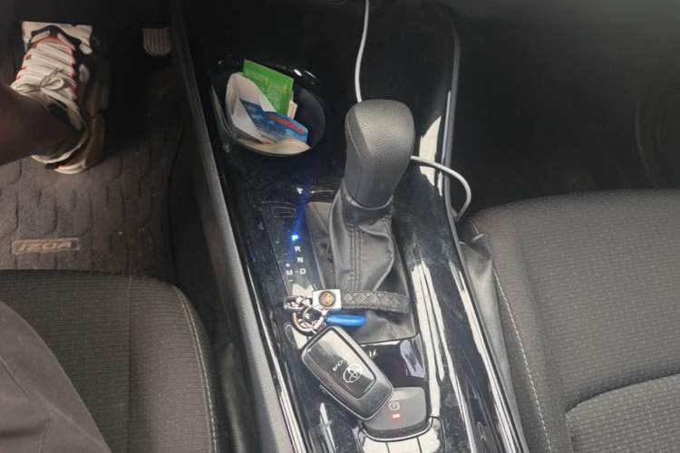 Used Toyota IZOA 2020 2.0L Enjoy Edition Gear Lever