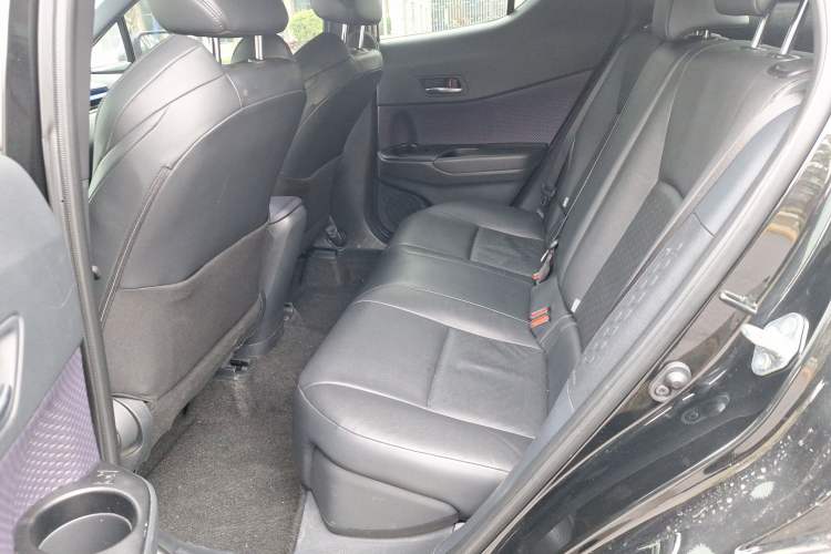 Used Toyota IZOA 2020 2.0L Yichi Version Interior 1