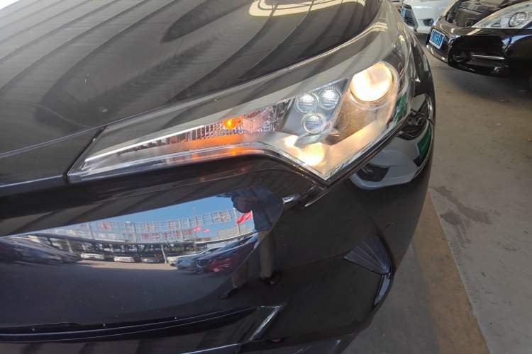 Used Toyota IZOA 2020 2.0L Yidong Edition Left Front Headlight