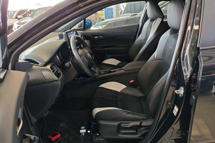 Used Toyota IZOA 2020 2.0L Yichi Version Left Front Seat