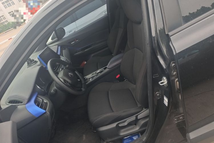Used Toyota IZOA 2020 2.0L Enjoy Edition Left Front Seat