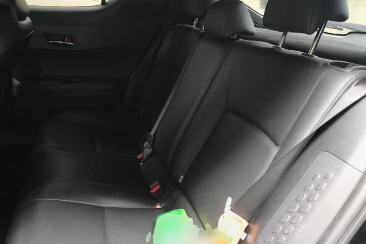 Used Toyota IZOA 2020 2.0L Enjoy Edition Left Rear Seat