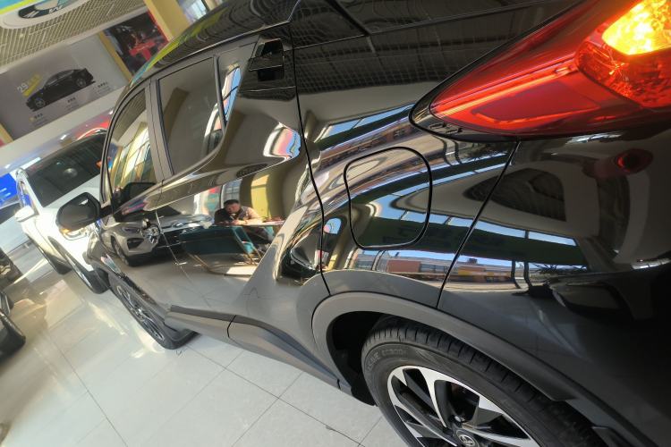 Used Toyota IZOA 2020 2.0L Enjoy Edition Left Side