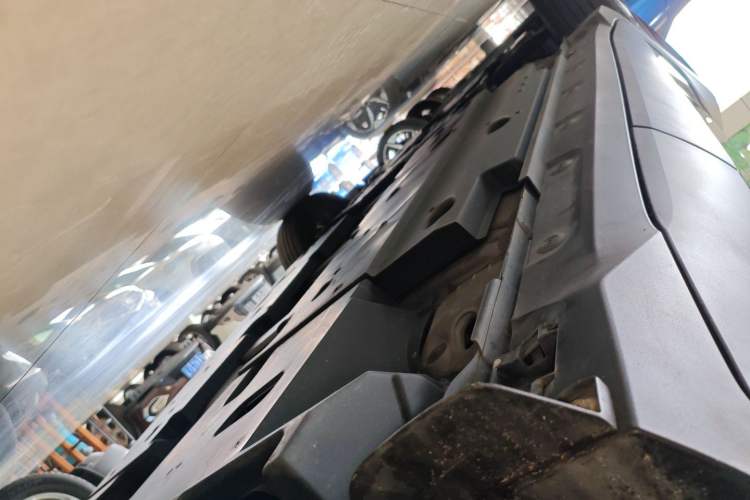 Used Toyota IZOA 2020 2.0L Yichi Version Left Side Sill