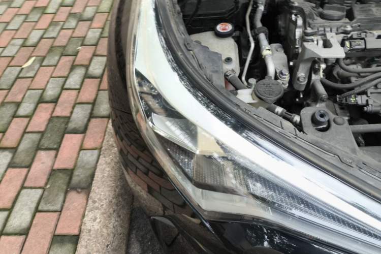 Used Toyota IZOA 2020 2.0L Enjoy Edition Right Front Headlight