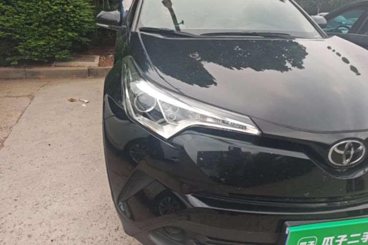 Used Toyota IZOA 2020 2.0L Enjoy Edition Right Front Headlight