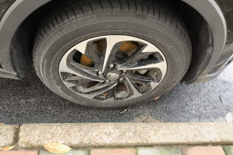 Used Toyota IZOA 2020 2.0L Enjoy Edition Right Front Wheel Hub