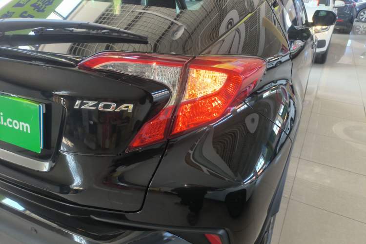 Used Toyota IZOA 2020 2.0L Enjoy Edition Right Rear Taillight