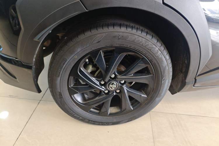 Used Toyota IZOA 2020 2.0L Yichi Version Right Rear Wheel Hub