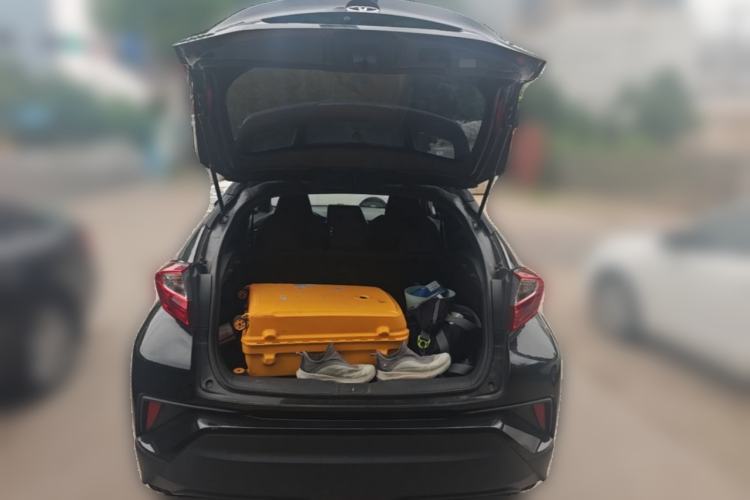 Used Toyota IZOA 2020 2.0L Enjoy Edition Trunk