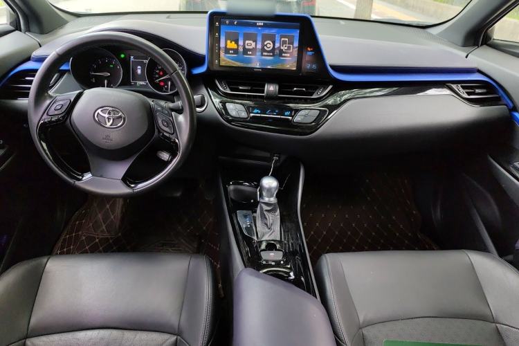 Used Toyota IZOA 2020 2.0L Yichi Version Center Console