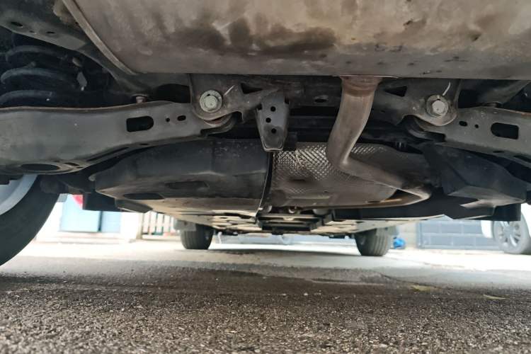 Used Toyota IZOA 2020 2.0L Yi Xiang CARE Chassis Rear