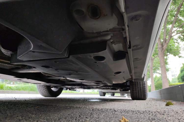 Used Toyota IZOA 2020 2.0L Yichi Version Chassis Rear Right