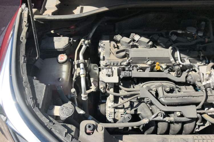 Used Toyota IZOA 2020 2.0L Yichi Version Engine Bay Right