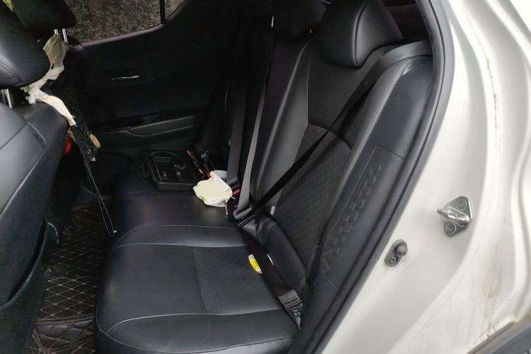 Used Toyota IZOA 2020 2.0L Yichi Version Left Rear Seat
