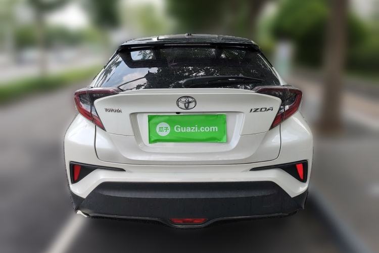 Used Toyota IZOA 2020 2.0L Yichi Version Rear