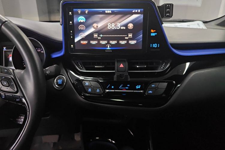 Used Toyota IZOA 2020 2.0L Yichi Version Audio And AC Panel