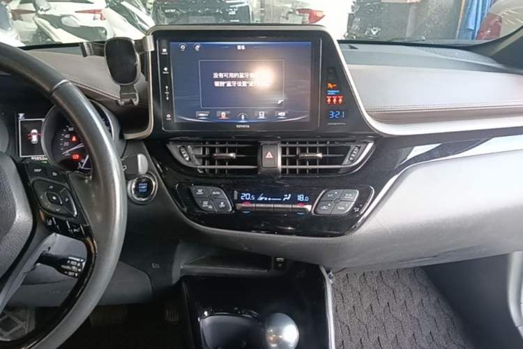 Used Toyota IZOA 2020 2.0L Yixuan Version Audio And AC Panel