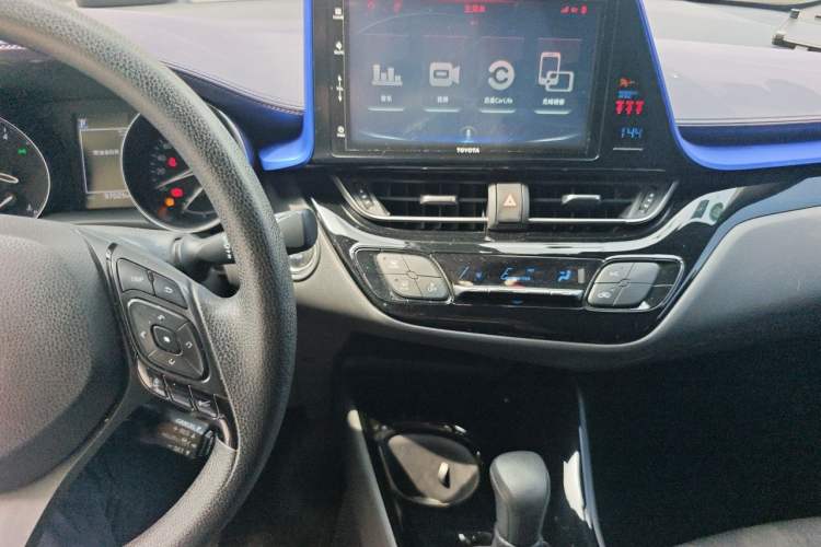 Used Toyota IZOA 2020 2.0L Enjoy Edition Audio And AC Panel