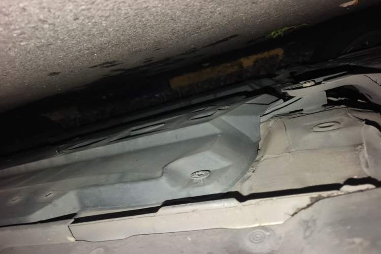 Used Toyota IZOA 2020 2.0L Yichi Version Chassis Front Left