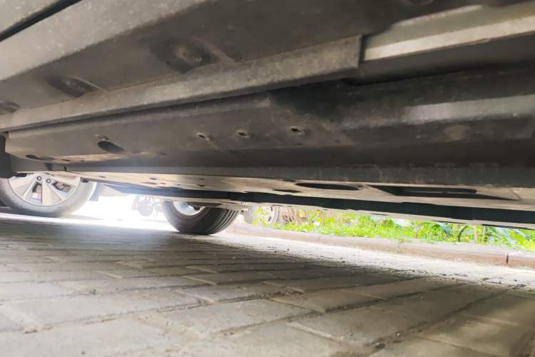 Used Toyota IZOA 2020 2.0L Enjoy Edition Chassis Front Right