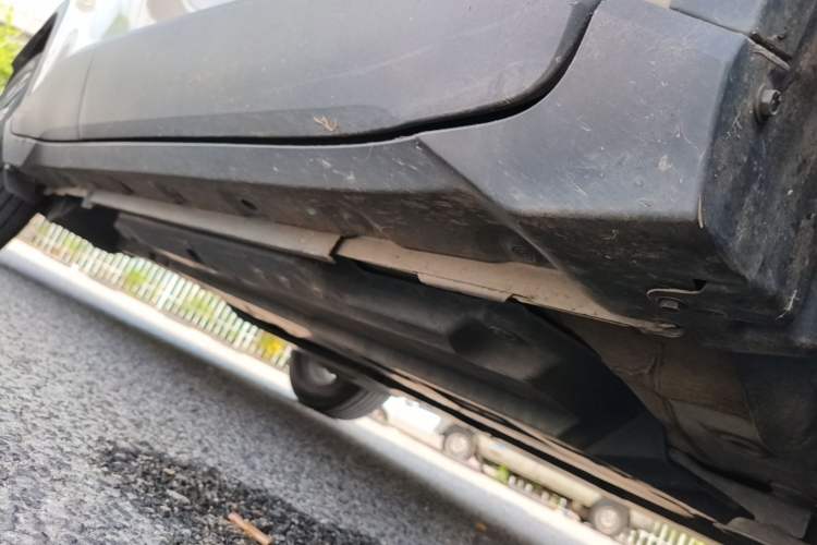 Used Toyota IZOA 2020 2.0L Yi Xiang CARE Chassis Front Right