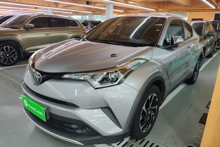 Toyota IZOA 2020 2.0L Enjoy Edition usata Guazi used car, China used car export, Used car for sale, Used cars, Cheapest cars for sale