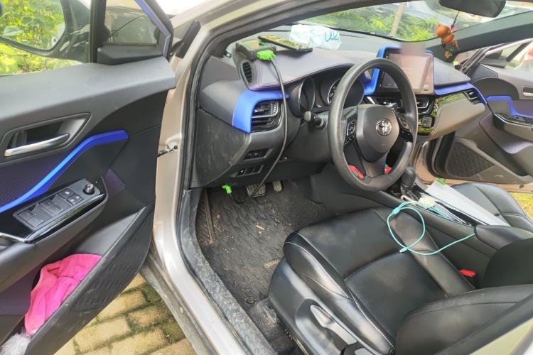 Used Toyota IZOA 2020 2.0L Enjoy Edition Driver Seat