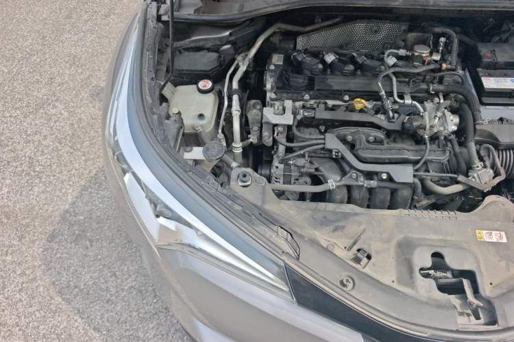 Used Toyota IZOA 2020 2.0L Enjoy Edition Engine Bay Right
