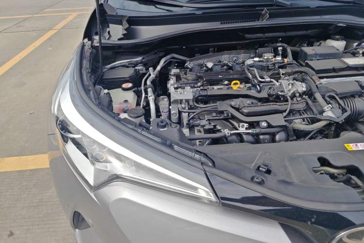 Used Toyota IZOA 2020 2.0L Yi Xiang CARE Engine Bay Right