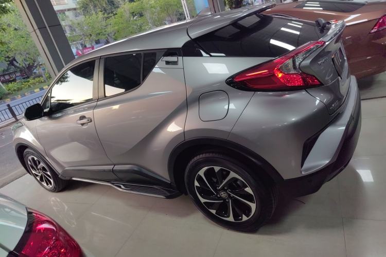 Used Toyota IZOA 2020 2.0L Enjoy Edition Exterior 3