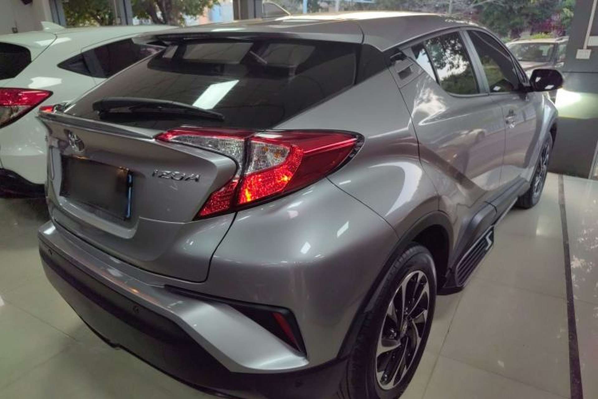 Used Toyota IZOA 2020 2.0L Enjoy Edition Exterior 5