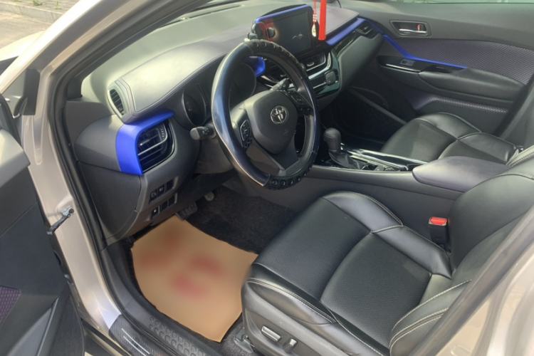 Used Toyota IZOA 2020 2.0L Enjoy Edition Exterior 5