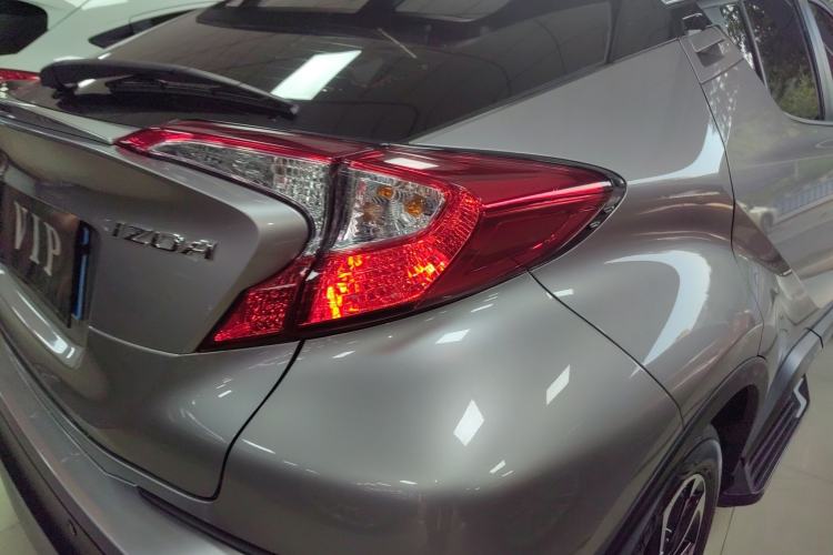 Used Toyota IZOA 2020 2.0L Enjoy Edition Exterior 6