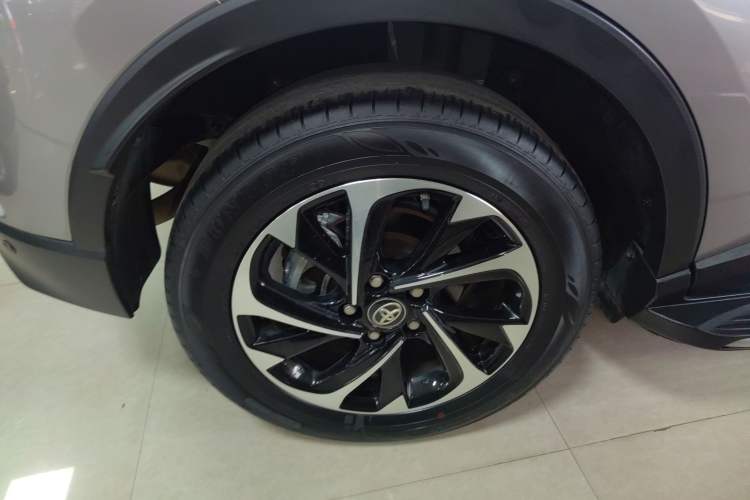 Used Toyota IZOA 2020 2.0L Enjoy Edition Exterior 8