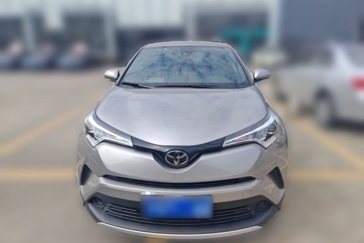 Used Toyota IZOA 2020 2.0L Yi Xiang CARE Front