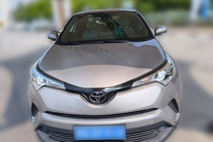 Used Toyota IZOA 2020 2.0L Yi Xiang CARE Front
