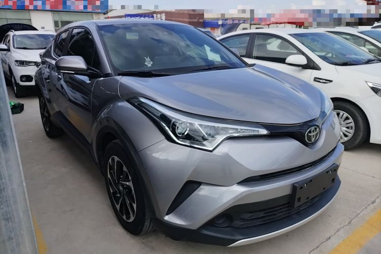 Used Toyota IZOA 2020 2.0L Enjoy Edition Front Right 45 Deg