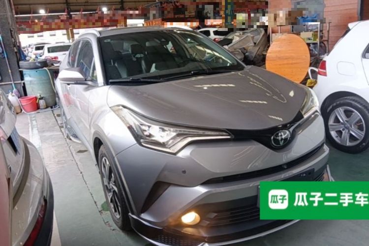 Used Toyota IZOA 2020 2.0L Yixuan Version Front Right 45 Deg