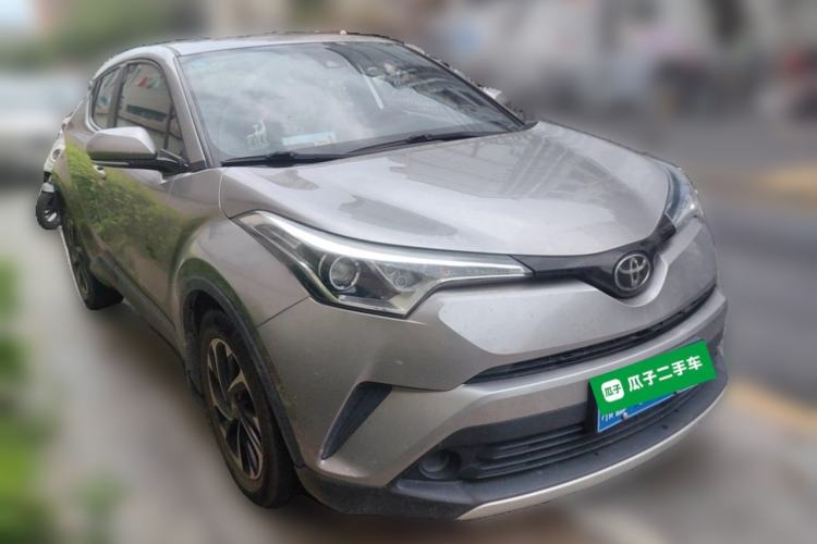Used Toyota IZOA 2020 2.0L Enjoy Edition Front Right 45 Deg
