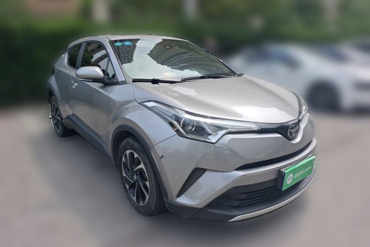 Used Toyota IZOA 2020 2.0L Enjoy Edition Front Right 45 Deg