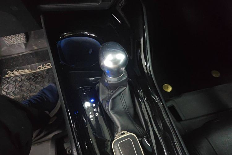 Used Toyota IZOA 2020 2.0L Yichi Version Gear Lever