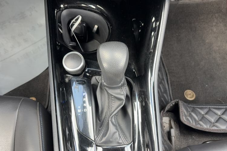 Used Toyota IZOA 2020 2.0L Enjoy Edition Gear Lever