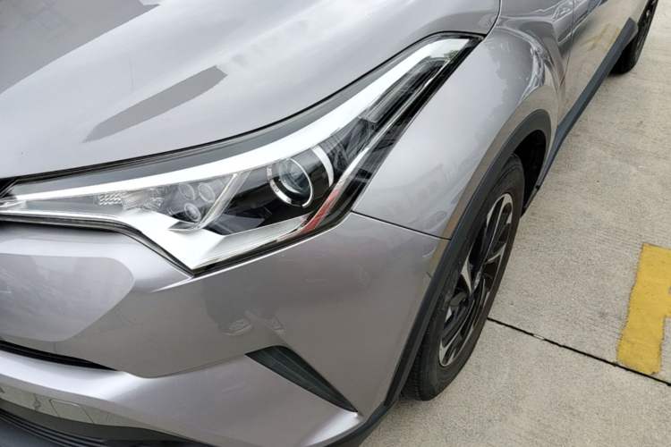 Used Toyota IZOA 2020 2.0L Enjoy Edition Left Front Headlight
